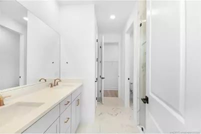 299 SE Via Sangro, Port Saint Lucie, FL 34952 - Photo 21