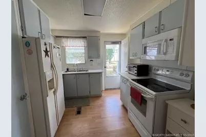 2555 Pga Boulevard #67, Palm Beach Gardens, FL 33410 - Photo 5