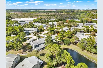 630 NE Wax Myrtle Way, Jensen Beach, FL 34957 - Photo 5