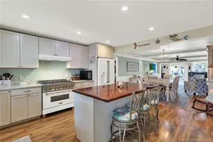 84 Aqua Ra Dr, Jensen Beach, FL 34957 - Photo 9