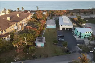 711 S Ocean Dr, Fort Pierce, FL 34949 - Photo 5