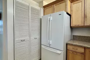 6295 SE Charleston Pl, Hobe Sound, FL 33455 - Photo 11