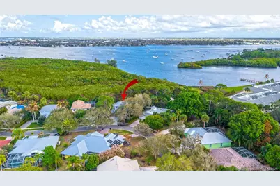 1042 SW Lighthouse Drive, Palm City, FL 34990 - Photo 5