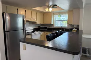 2950 SE Ocean Blvd, Stuart, FL 34996 - Photo 11