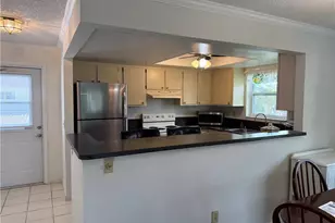 2950 SE Ocean Blvd, Stuart, FL 34996 - Photo 21