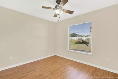 2361 SE Mariposa Avenue, Port Saint Lucie, FL 34952 - Photo 25