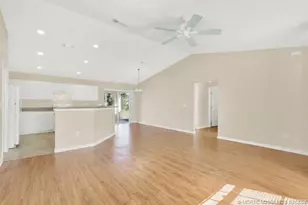 2361 SE Mariposa Ave, Port Saint Lucie, FL 34952 - Photo 9