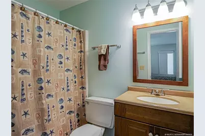 98 Spring Lake Drive #205, Vero Beach, FL 32962 - Photo 17