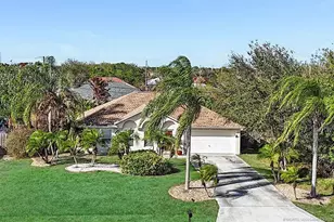 817 SW Kappa Ave, Port Saint Lucie, FL 34953 - Photo 27