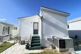 1318 Nettles Blvd, Jensen Beach, FL 34957 - Photo 7