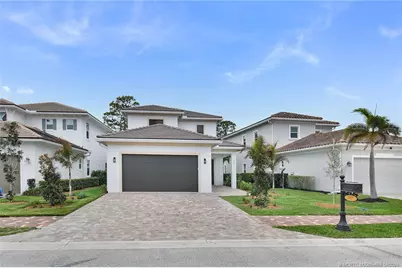 207 SE Via Bisento, Port Saint Lucie, FL 34952 - Photo 3