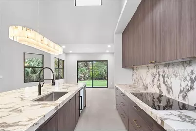 207 SE Via Bisento, Port Saint Lucie, FL 34952 - Photo 29