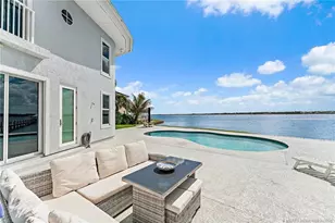 2318 NW Bay Colony Ct, Stuart, FL 34994 - Photo 63