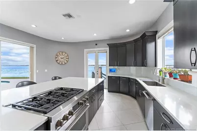 2318 NW Bay Colony Court, Stuart, FL 34994 - Photo 25