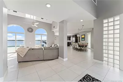 2318 NW Bay Colony Court, Stuart, FL 34994 - Photo 9