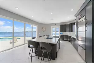 2318 NW Bay Colony Ct, Stuart, FL 34994 - Photo 21