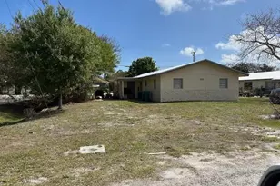 3200 Duban Terrace, Fort Pierce, FL 34982 - Photo 1