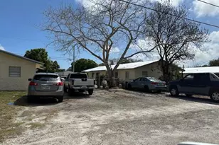 3200 Duban Terrace, Fort Pierce, FL 34982 - Photo 3