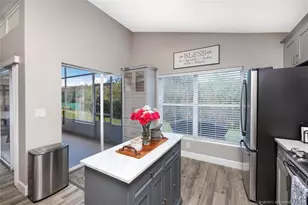 3188 SE Carrick Green Ct, Port Saint Lucie, FL 34952 - Photo 17