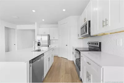 11310 NW Blockbird Drive, Port Saint Lucie, FL 34987 - Photo 17