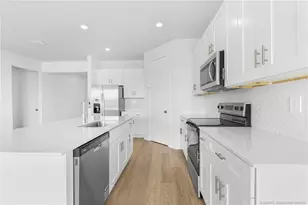 11310 NW Blockbird Dr, Port Saint Lucie, FL 34987 - Photo 17