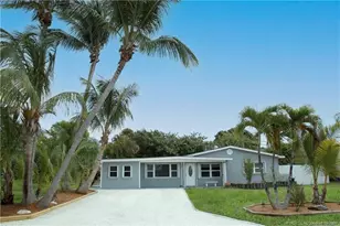 3489 NE Linda Dr, Jensen Beach, FL 34957 - Photo 1