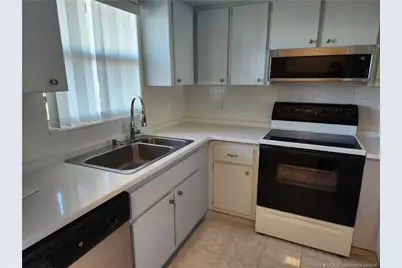 2950 SE Ocean Boulevard #3-11, Stuart, FL 34996 - Photo 9