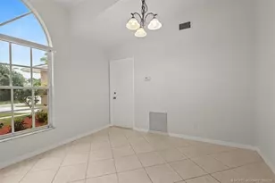517 SW College Park Rd, Port Saint Lucie, FL 34953 - Photo 17