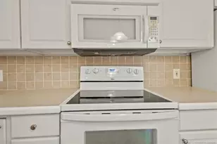 517 SW College Park Rd, Port Saint Lucie, FL 34953 - Photo 15