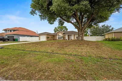 517 SW College Park Road, Port Saint Lucie, FL 34953 - Photo 3