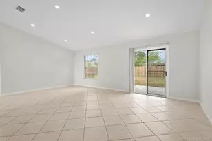 517 SW College Park Rd, Port Saint Lucie, FL 34953 - Photo 7