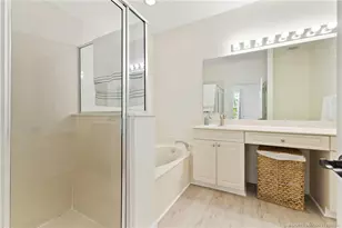 10627 SW Cam Run, Port Saint Lucie, FL 34987 - Photo 15