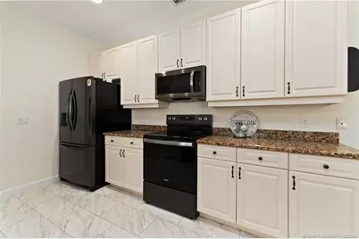 10627 SW Cam Run, Port Saint Lucie, FL 34987 - Photo 9