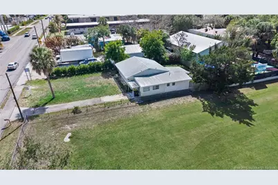 820 SW Palm City Road, Stuart, FL 34994 - Photo 9