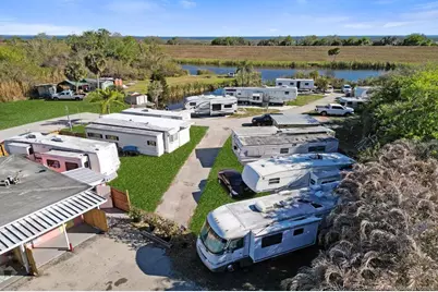 1422 US Highway 441 Way SE #32, Okeechobee, FL 34974 - Photo 11