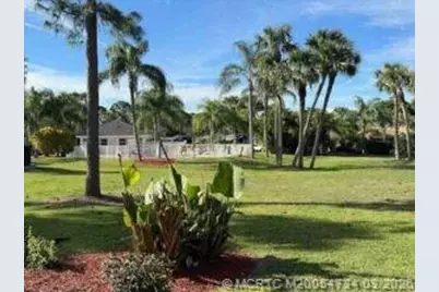 399 NW Chipshot Lane, Port Saint Lucie, FL 34986 - Photo 5