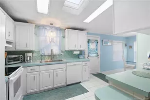 7073 Birchwood Ln, Stuart, FL 34997 - Photo 11