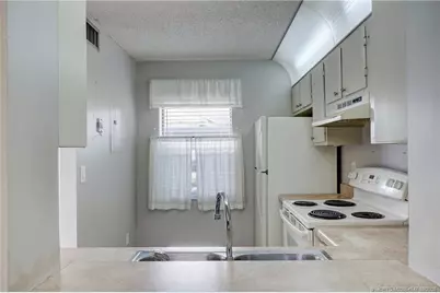 3051 SE Aster Lane #404, Stuart, FL 34994 - Photo 5