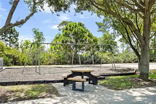 2119 NW Marsh Rabbit Ln, Jensen Beach, FL 34957 - Photo 5