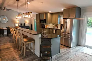 323 SW Ridge Ln, Stuart, FL 34994 - Photo 1