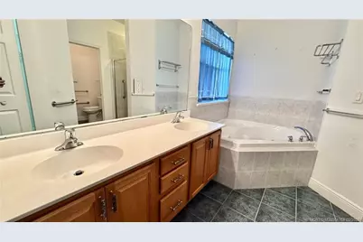 510 SW South Carolina Drive, Stuart, FL 34994 - Photo 27