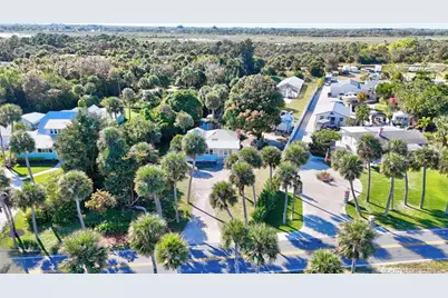 5603 S Indian River Drive, Fort Pierce, FL 34982 - Photo 3