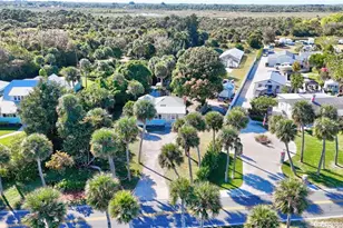 5603 S Indian River Dr, Fort Pierce, FL 34982 - Photo 3