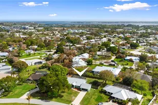 3093 NE Ivy Ln, Jensen Beach, FL 34957 - Photo 39