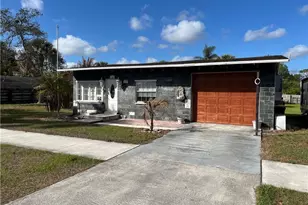 4800 SE Ebbtide Ave, Port Salerno, FL 34997 - Photo 3