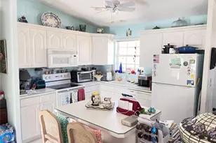 1352 Nettles Blvd, Jensen Beach, FL 34957 - Photo 15