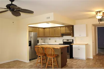 2600 S Kanner Highway #J10, Stuart, FL 34994 - Photo 3