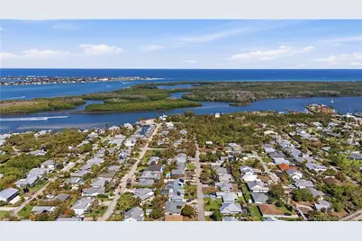 5605 SE Matousek Street, Stuart, FL 34997 - Photo 7