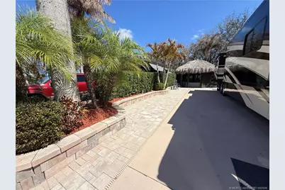 174 NW Hazard Way, Port Saint Lucie, FL 34986 - Photo 5