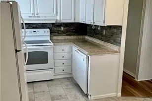 2692 SW Pontiac Pl, Stuart, FL 34997 - Photo 13